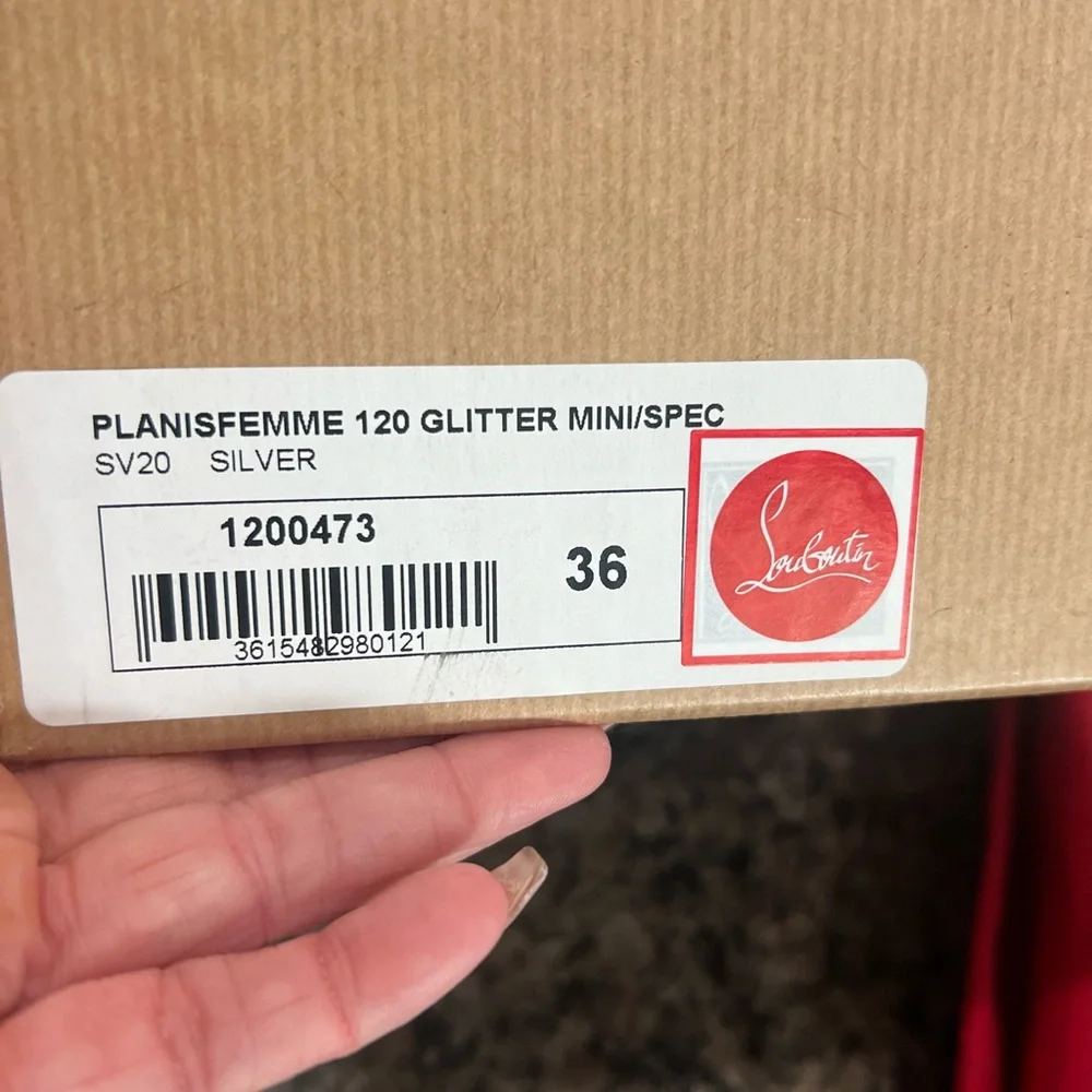 SILVER LOUBOUTIN HEELS NIB SZ 36 - Picture 7 of 8